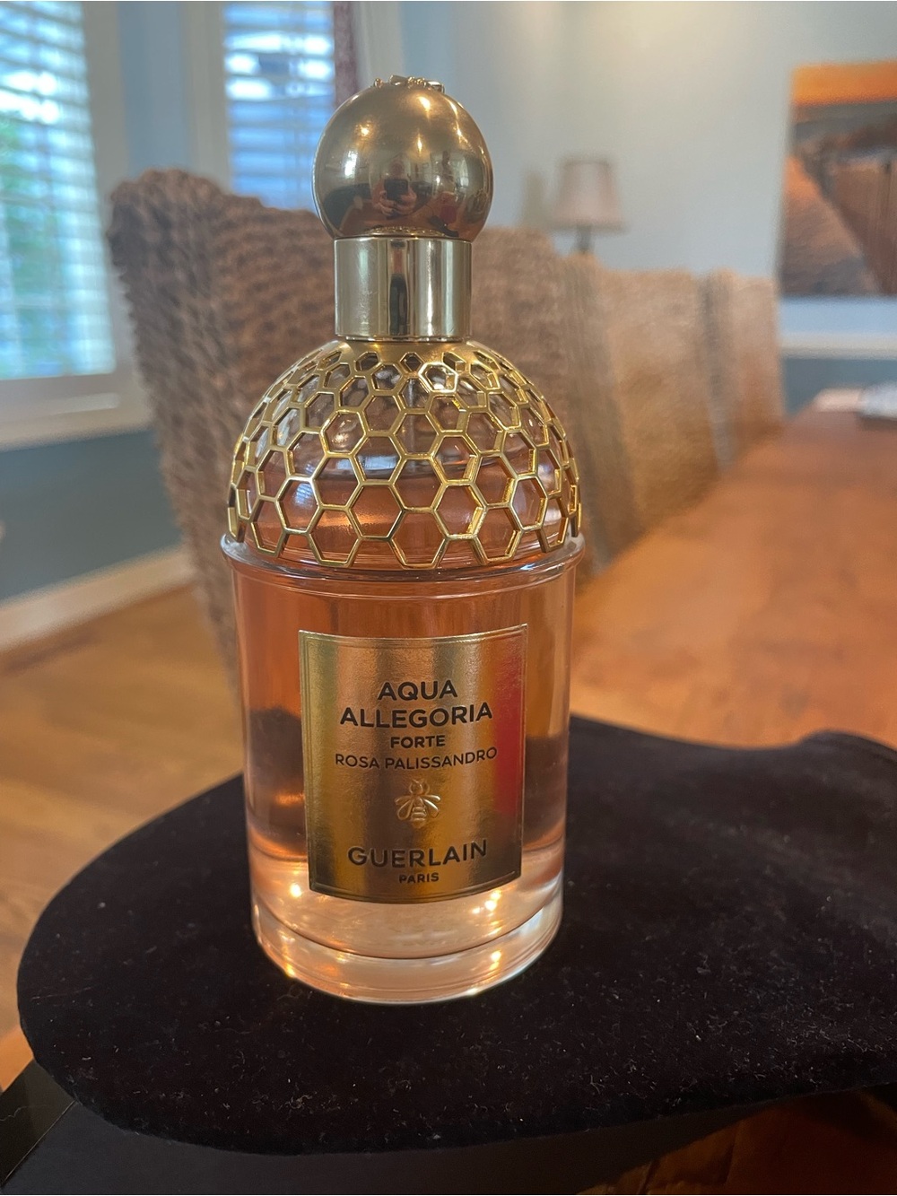 GUERLAIN Rosa Palissandro Pink Glass Bottle with Gold Honeycomb Cap